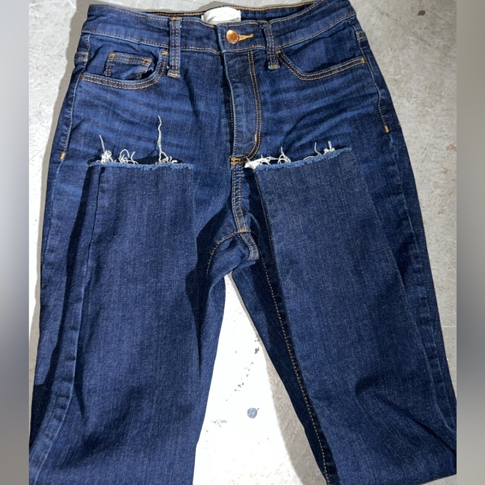 Universal Thread Dark Blue Denim Jeans - Picture 3 of 6